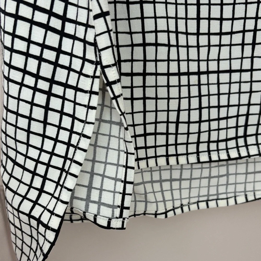 Eileen Fisher Monochrome Grid Sleeveless Top - Picture 3 of 4